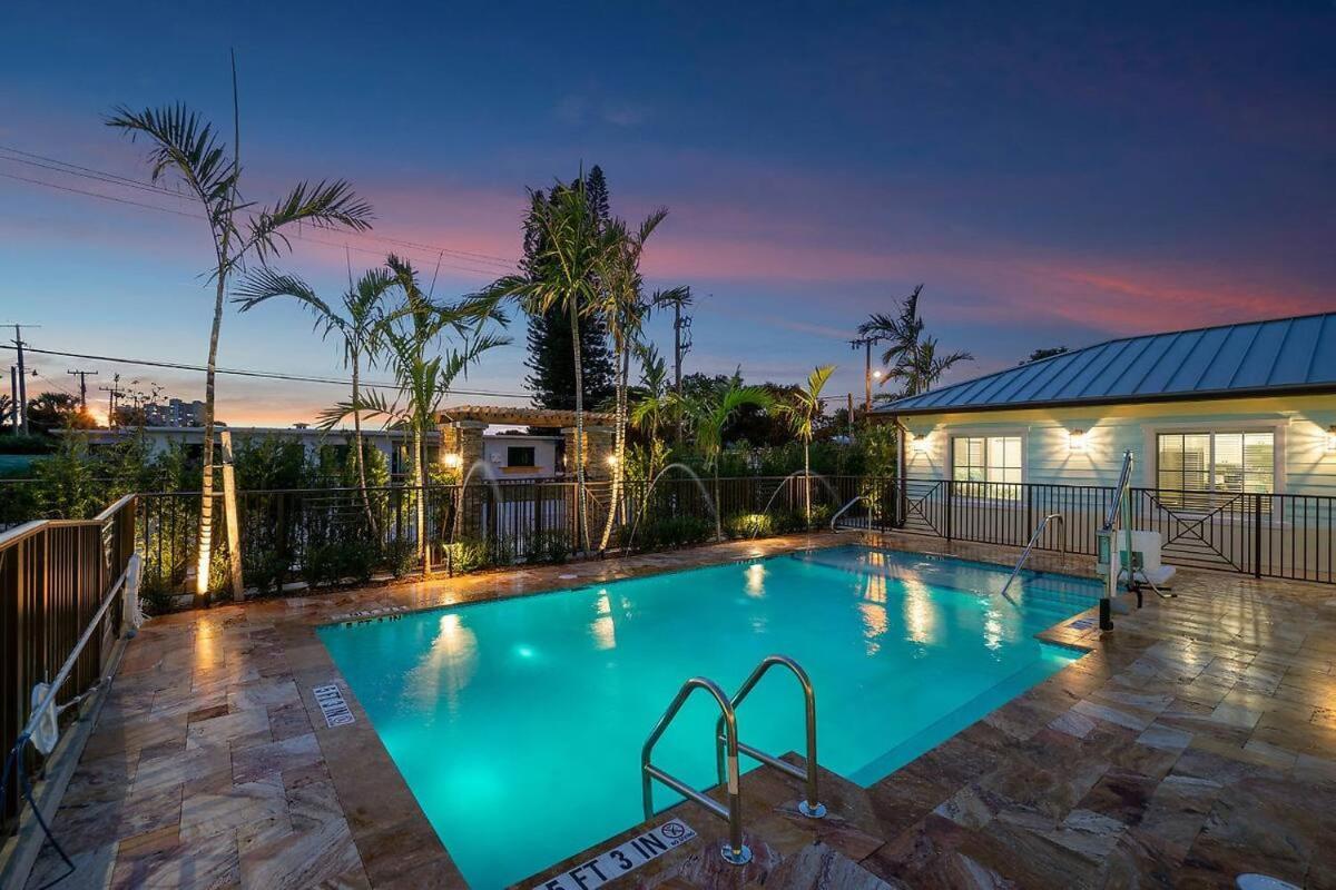 Bermuda Bungalows  West Palm Beach Bagian luar foto